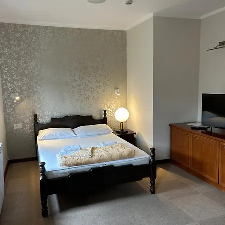 Konaciste Osmica Motel *