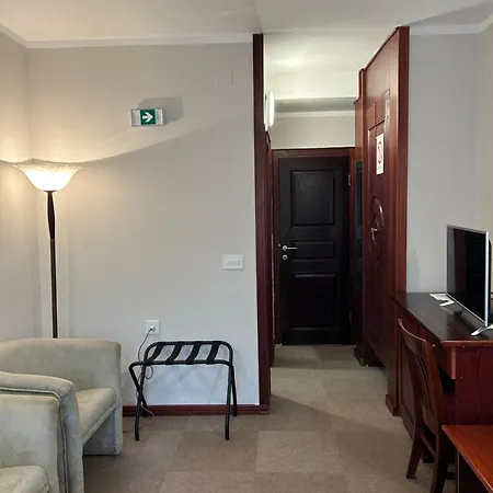 Konaciste Osmica Motel *